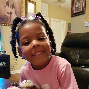 Meet your Posher, Lisa